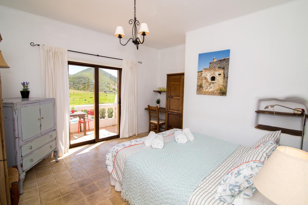Casa Fajara Hotel Carrapateira Ngoại thất bức ảnh